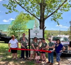 Ribbon cutting ceremony for Live Life Family Practice